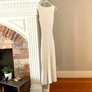 DISSH IVY OFF WHITE SLEEVELESS MIDI DRESS sz. Medium